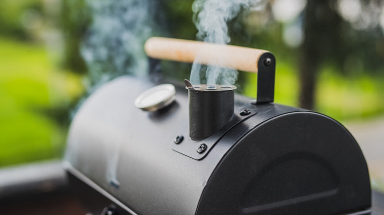 The Biggest Mistake You Can Make When Smoking a Steak Slicing smoked beef brisket